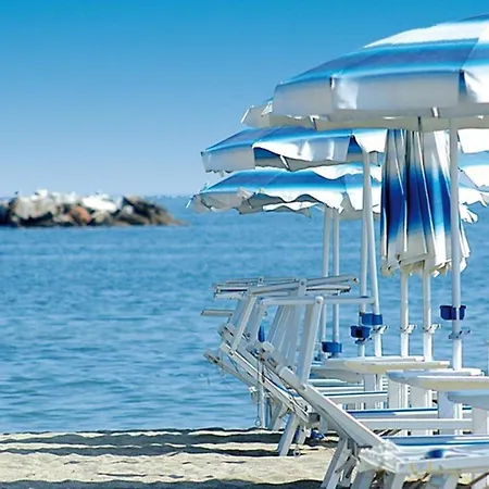 Ξενοδοχείο Savoia 3*